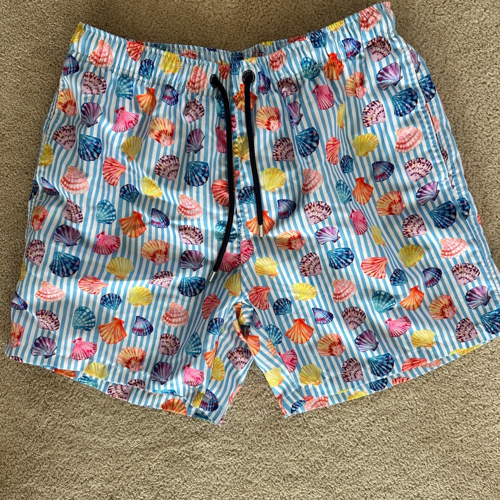 Franks seashell themed trunks